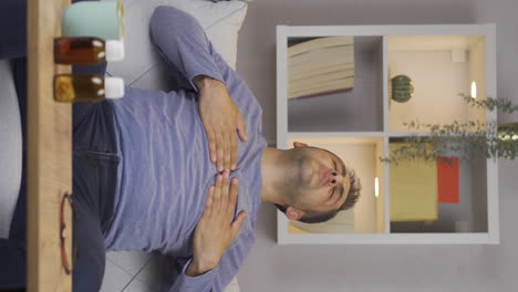 Vertical-video-of-Man-with-chest-pain.